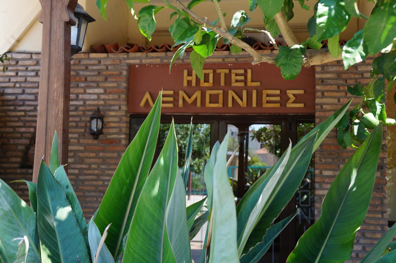 Lemonies Hotel Diakopto Exterior photo
